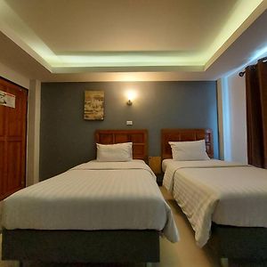 Large Twin Room
